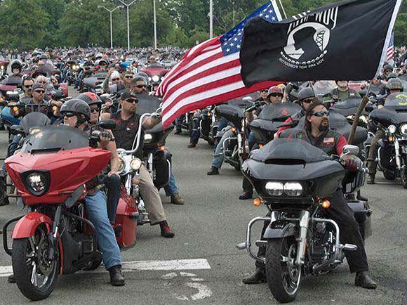 VietNam Vets Legacy Vets Motorcycle Club Riding in Snow